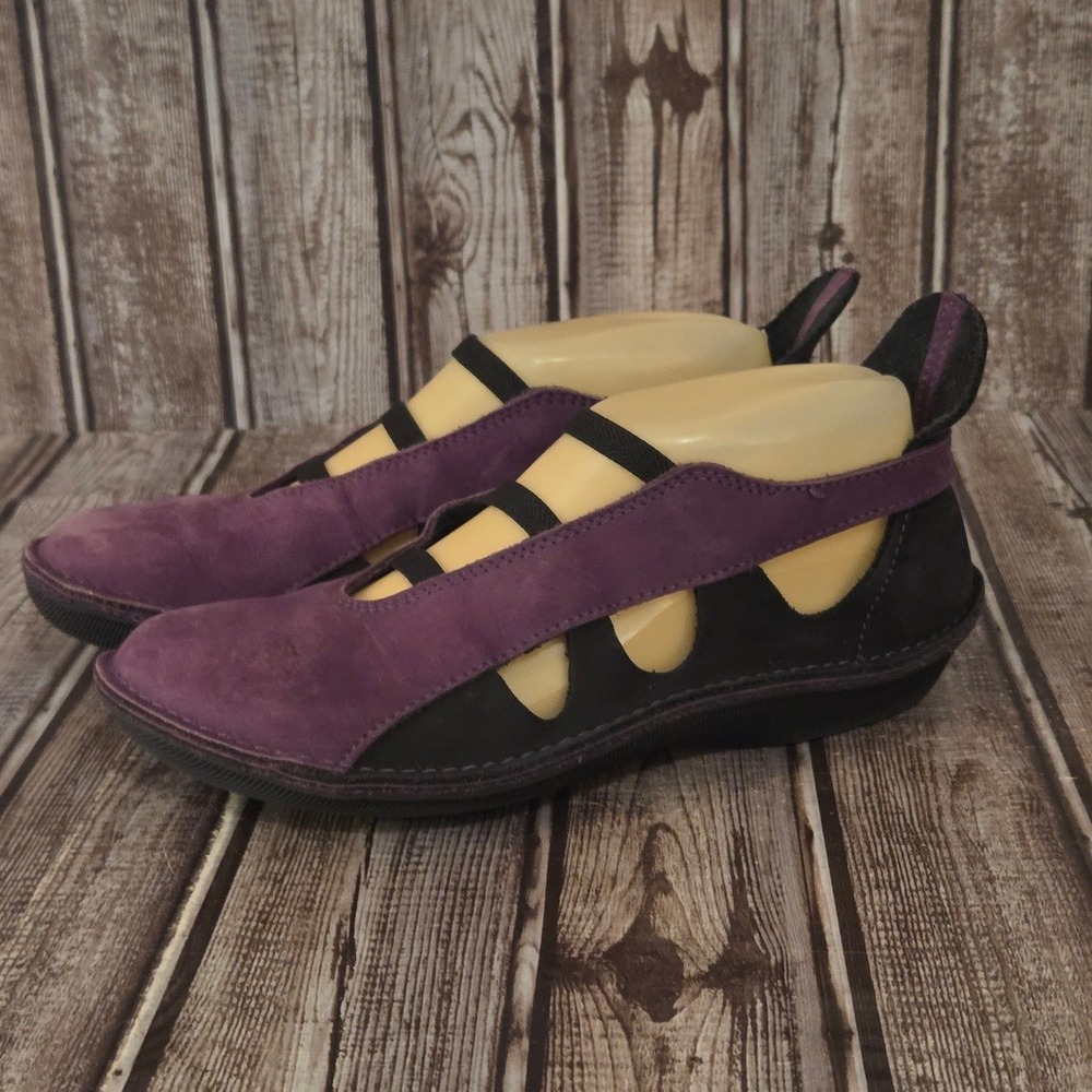 Sz 36 / 6 Loints of Holland Purple Black Cutout Nubuck/ Elastic Flats Shoes